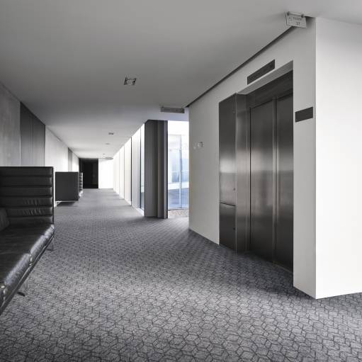 4MI7_RoomSet_carpet_Echo_940_GREY_1.jpeg 4MI7_RoomSet_carpet_Echo_940_GREY_1.jpeg