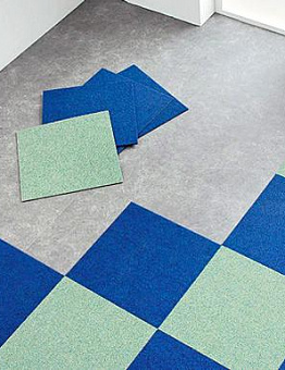 Укладка ковровой плитки без дизайна, в один цвет